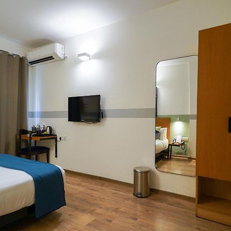 Olive Hotel Magrath By Embassy Group Bangalore Ngoại thất bức ảnh