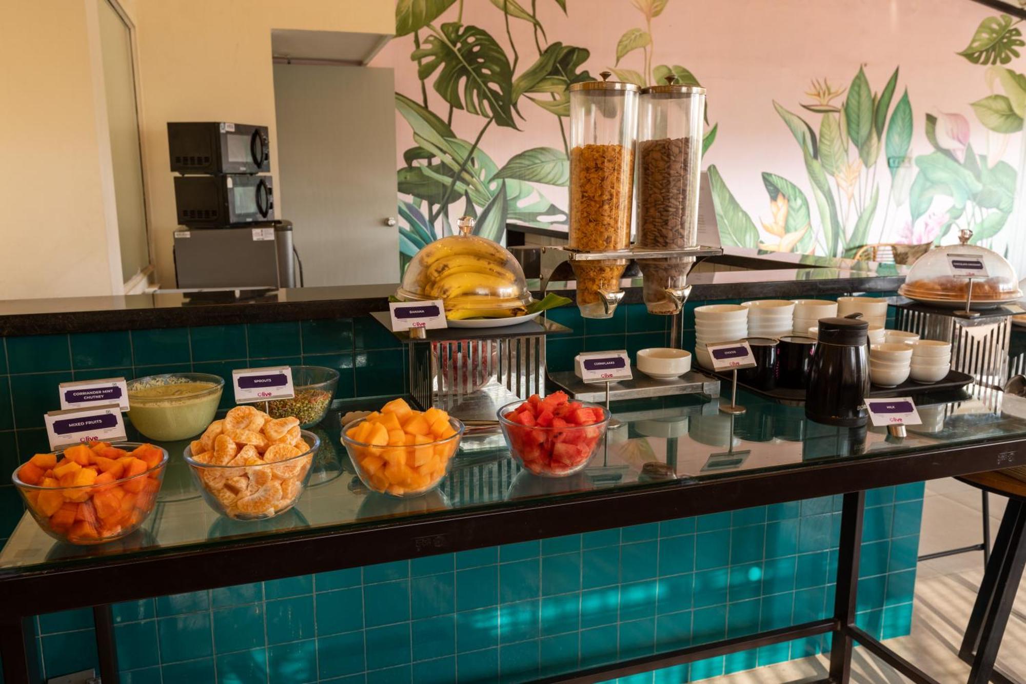 Olive Hotel Magrath By Embassy Group Bangalore Ngoại thất bức ảnh