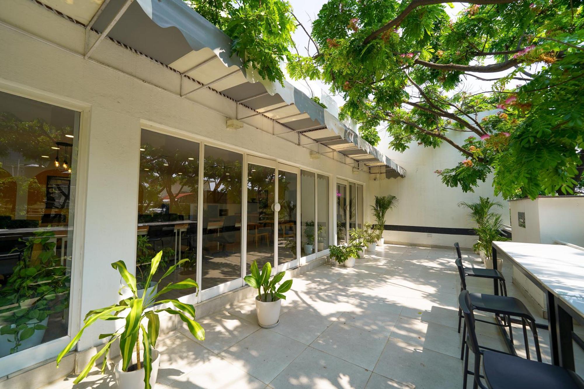 Olive Hotel Magrath By Embassy Group Bangalore Ngoại thất bức ảnh